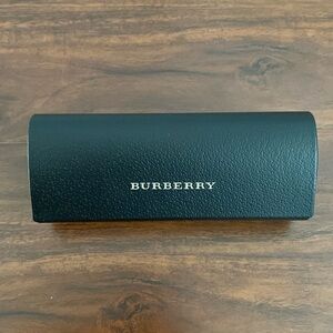 New black Burberry case